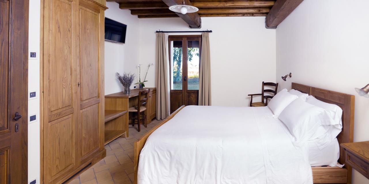 Villa Fattoria Lucciano à Borghetto  Extérieur photo